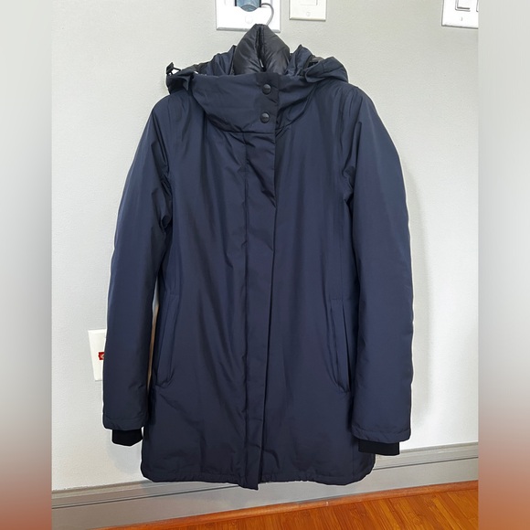 Herno Goretex Two-Ply A-Line Waterproof Windbreaker - Picture 3 of 11